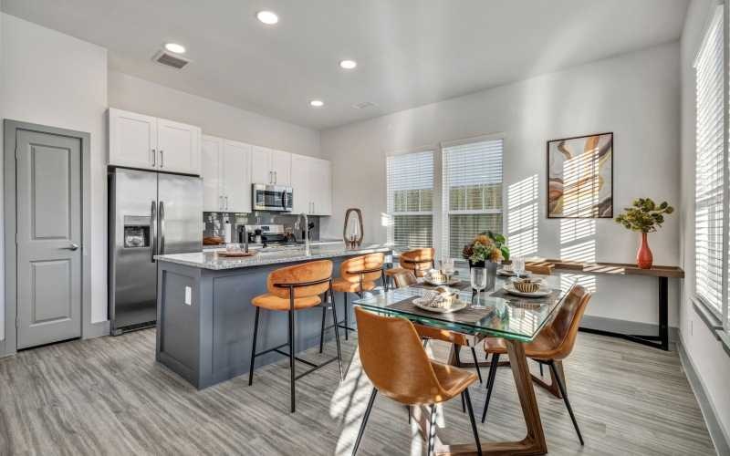 Rental home kitchen with stainless steel appliances